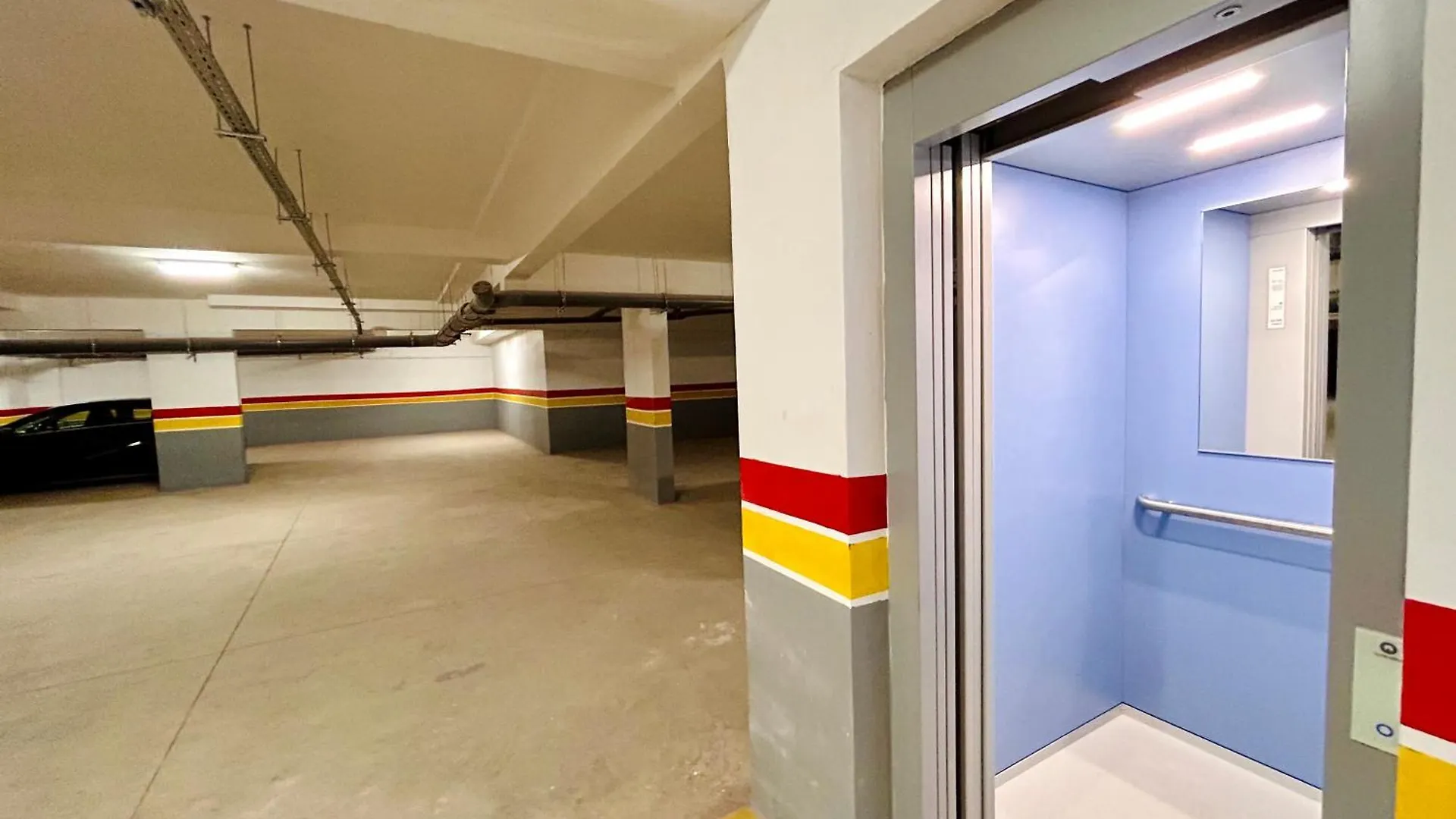 New Apartment In Gueliz, Pool, Balcony & Parking Marrakesh Morocco