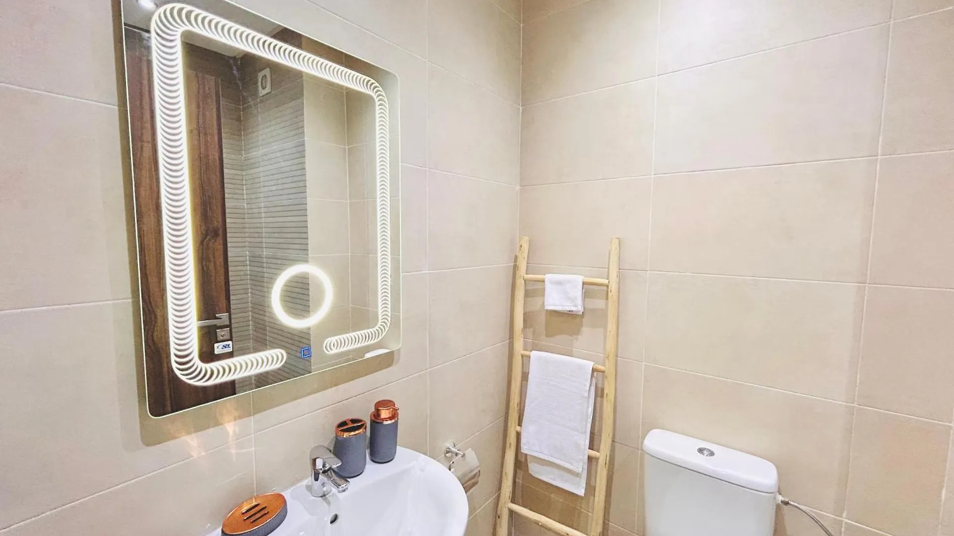 New Apartment In Gueliz, Pool, Balcony & Parking Marrakesh